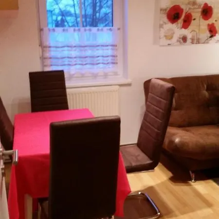 Ferienwohnung Strenz アパート
